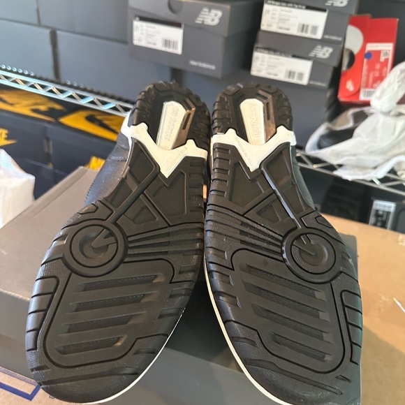 New balance 550 panda 🐼 - Picture 3 of 4